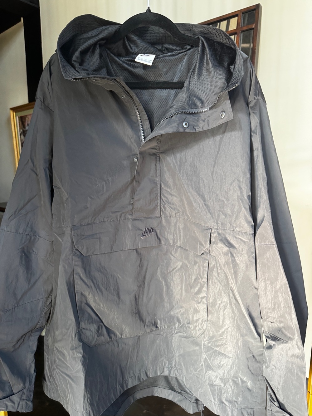 Nike Men’s Charcoal Hooded Windbreaker Anorak